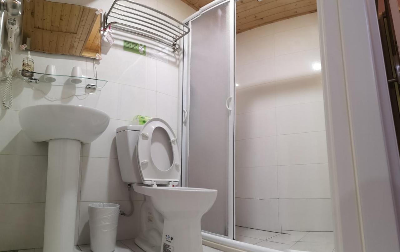 Ferienwohnung 星霖之家 Taichung Exterior foto
